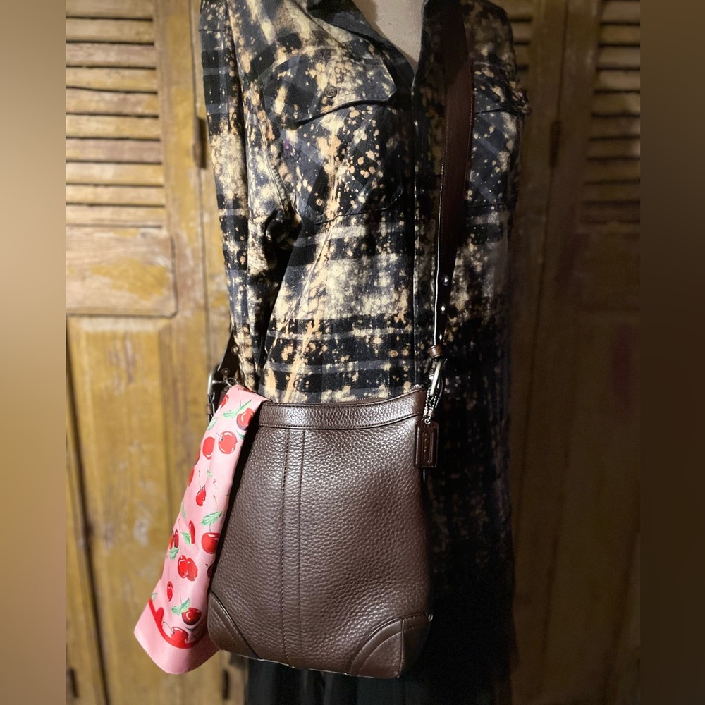 COACH Brown Pebbled Leather Crossbody Shoulder Bag W/Unbranded Cherry Scarf